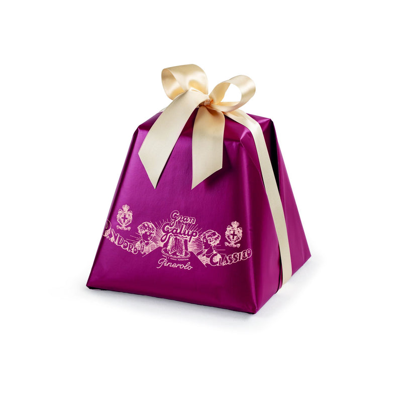Pandoro mit Haselnuss – Italienischer Weihnachtsgenuss